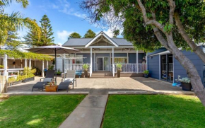 18 Strangways Tce Port Elliot - Linen Included